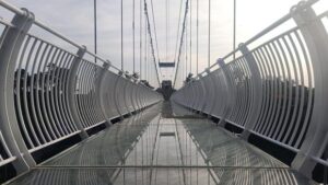 bali glass bridge